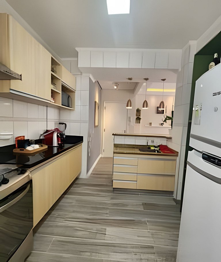 Moderno Apto no Gonzaga a UMA quadra da Praia