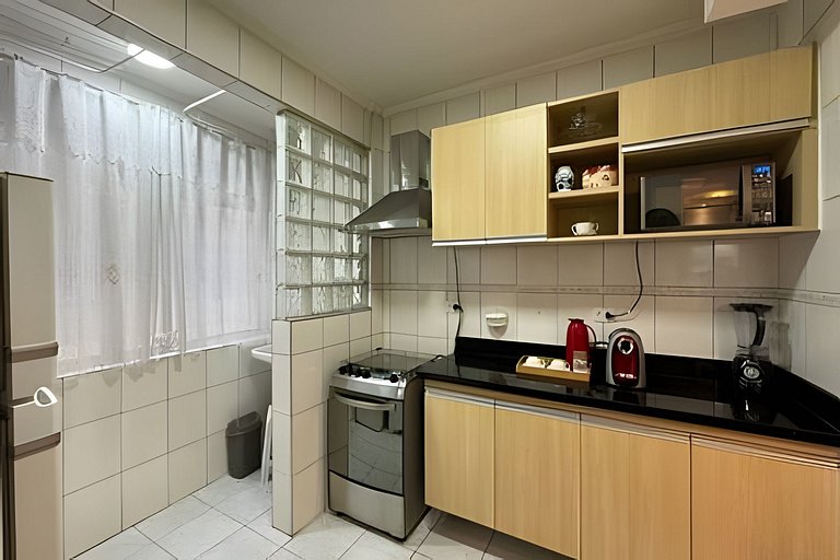 Moderno Apto no Gonzaga a UMA quadra da Praia