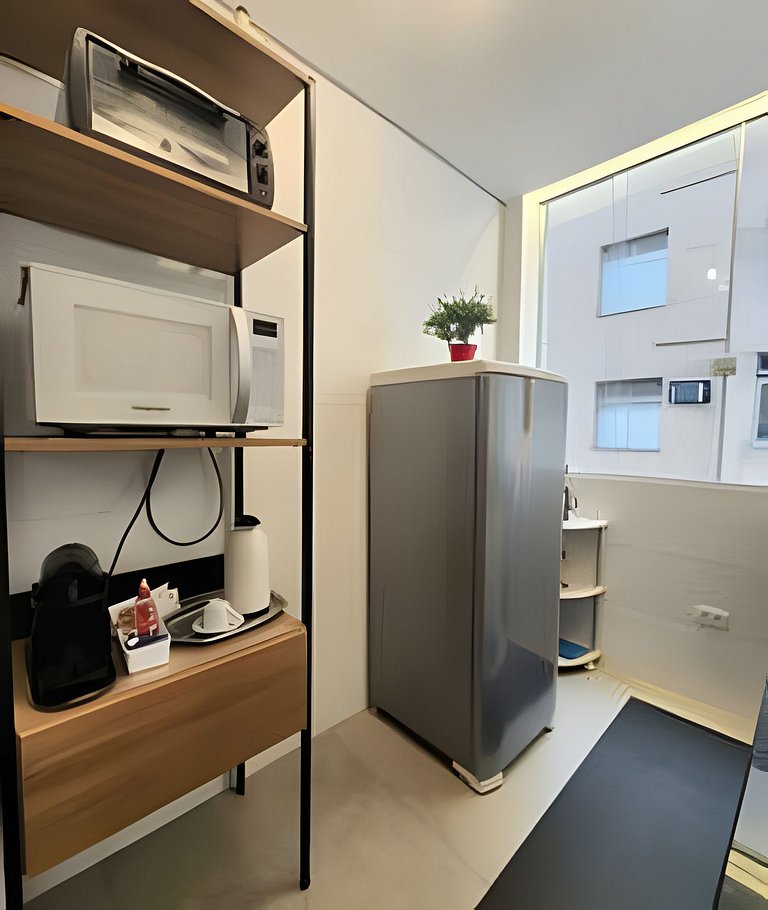 Belo Apto no Gonzaga - uma quadra da praia