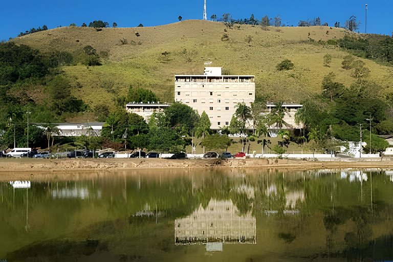 Agradável flat-Águas de Lindóia