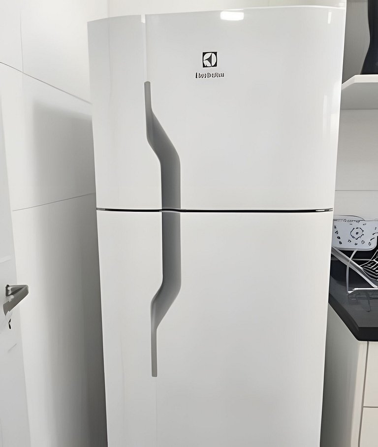 Apto em frente à Praia do Gonzaga - 2 quartos para 6 pessoas