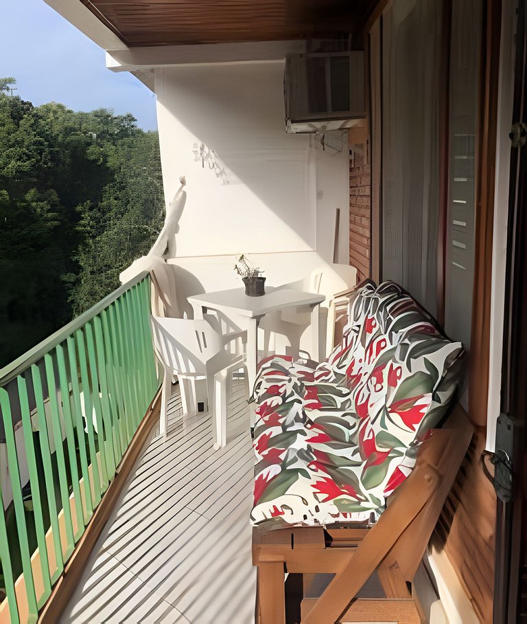 Flat Cavalinho Branco com varanda e lazer – Águas de Lindóia