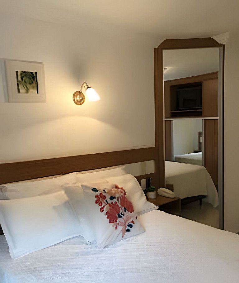 Flat Cavalinho Branco com varanda e lazer – Águas de Lindóia