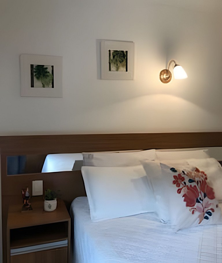 Flat Cavalinho Branco com varanda e lazer – Águas de Lindóia