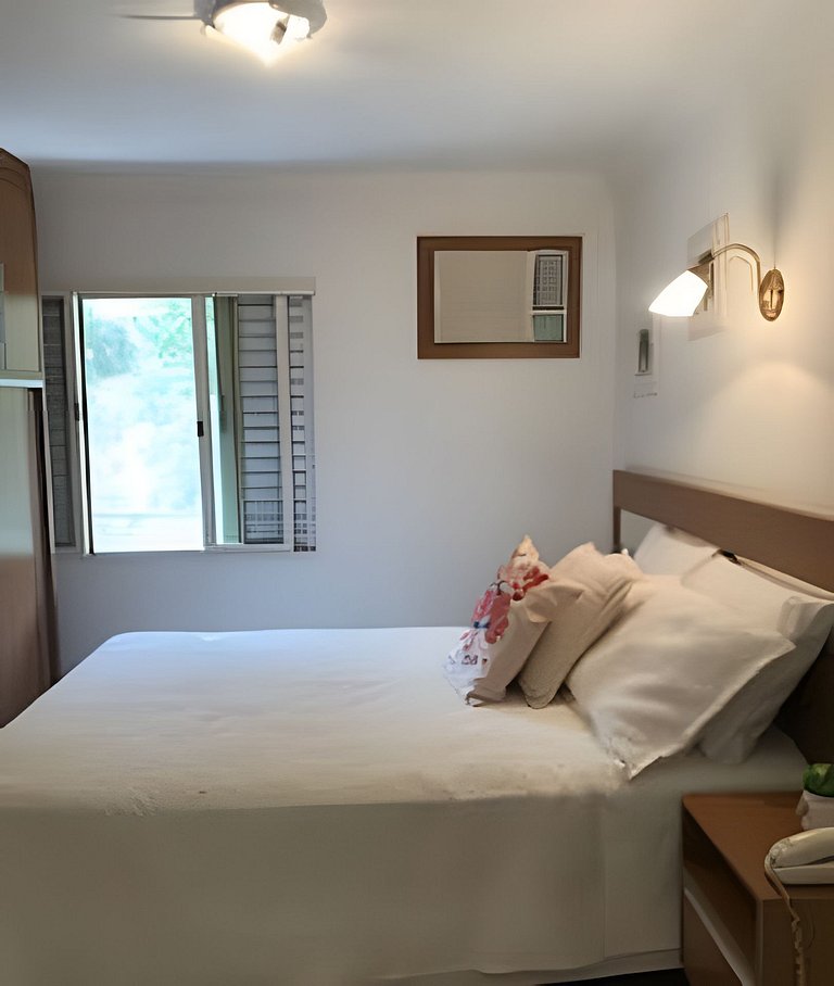 Flat Cavalinho Branco com varanda e lazer – Águas de Lindóia