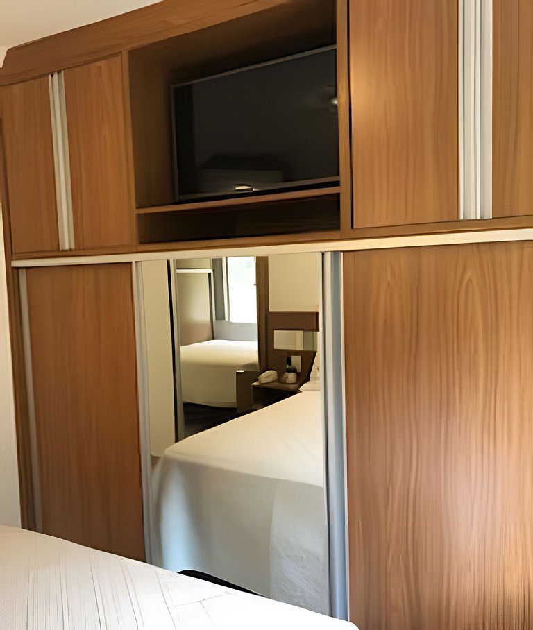 Flat Cavalinho Branco com varanda e lazer – Águas de Lindóia