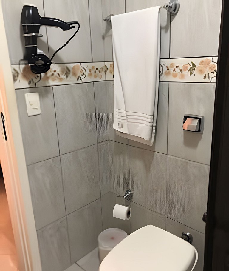 Flat Cavalinho Branco com varanda e lazer – Águas de Lindóia