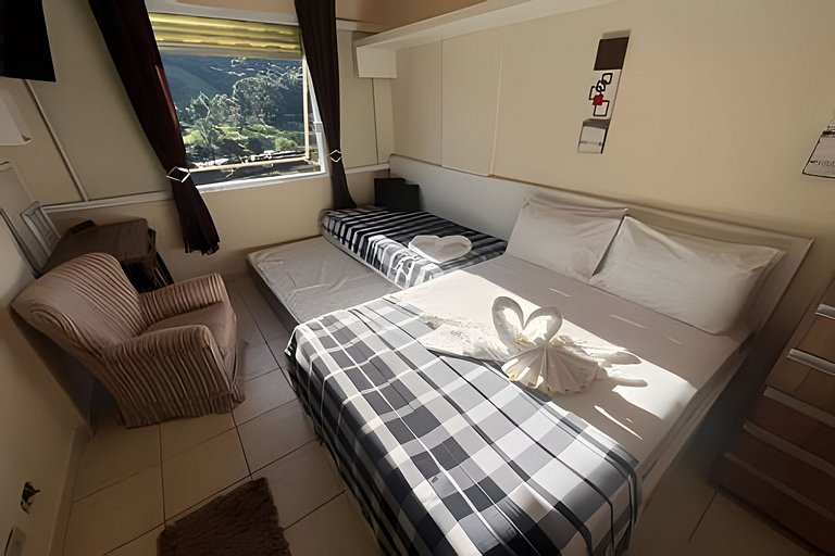 Flat Cavalinho Branco com vista para lago – Águas de Lindóia