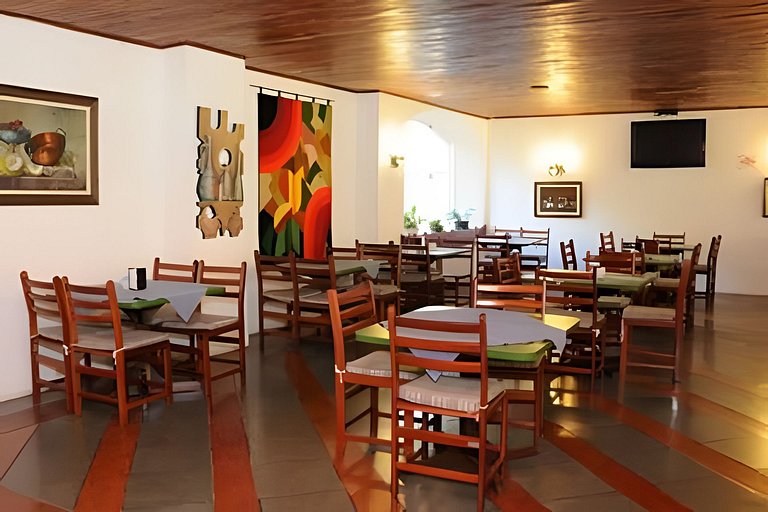 Flat Cavalinho Branco com vista para lago – Águas de Lindóia