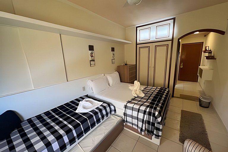 Flat Cavalinho Branco com vista para lago – Águas de Lindóia