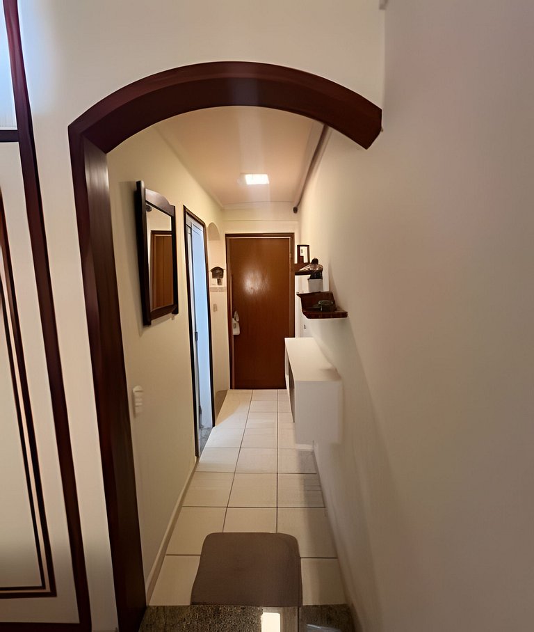 Flat Cavalinho Branco com vista para lago – Águas de Lindóia