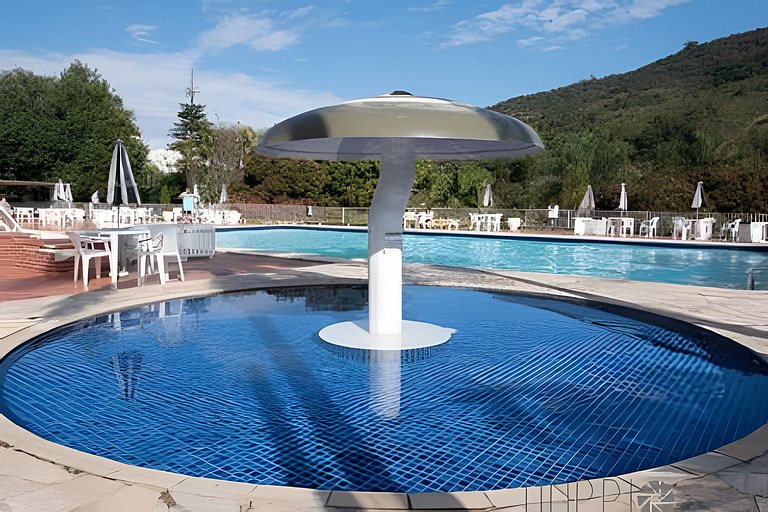 BELO Flat Cavalinho Branco com lazer em Águas de Lindóia