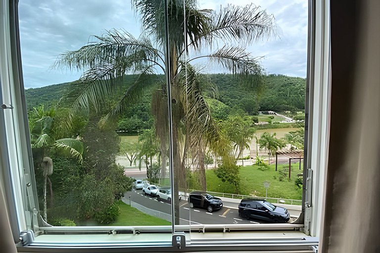 BELO Flat Cavalinho Branco com lazer em Águas de Lindóia