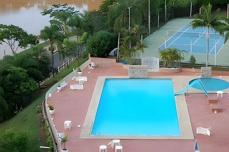 BELO Flat Cavalinho Branco com lazer em Águas de Lindóia