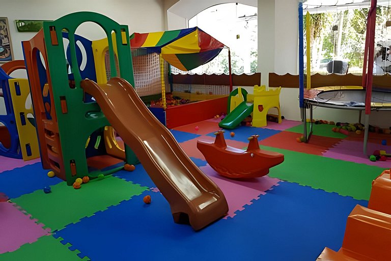 BELO Flat Cavalinho Branco com lazer em Águas de Lindóia