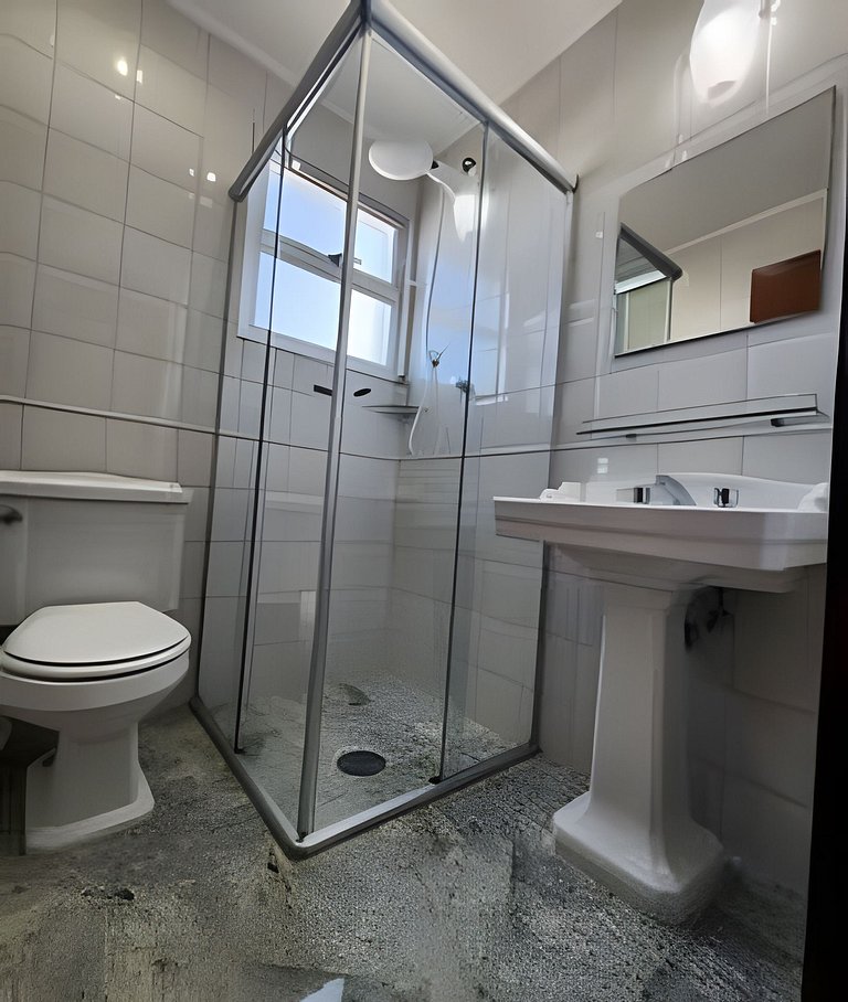 Apto Pé na Areia com Piscina – Centro Itanhaém