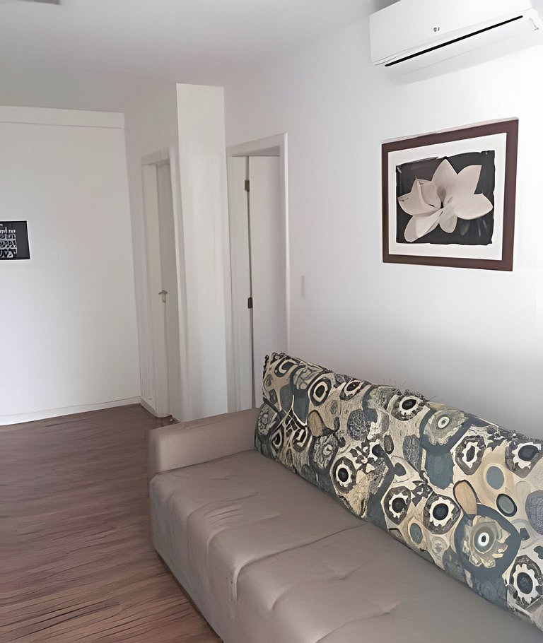 Apto na quadra da praia – Ponta da Praia – Santos