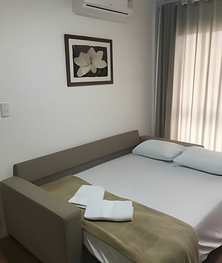 Apto na quadra da praia – Ponta da Praia – Santos