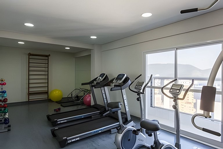 Apto na quadra da praia – Ponta da Praia – Santos