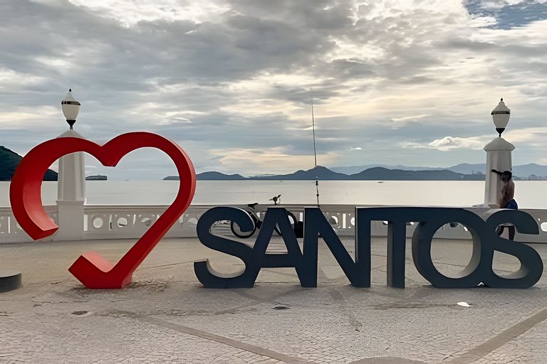 Apto na quadra da praia – Ponta da Praia – Santos