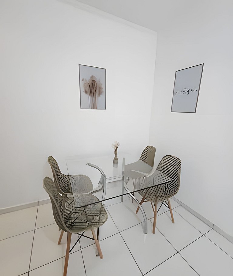 Apto a metros da praia – Boqueirão – Santos