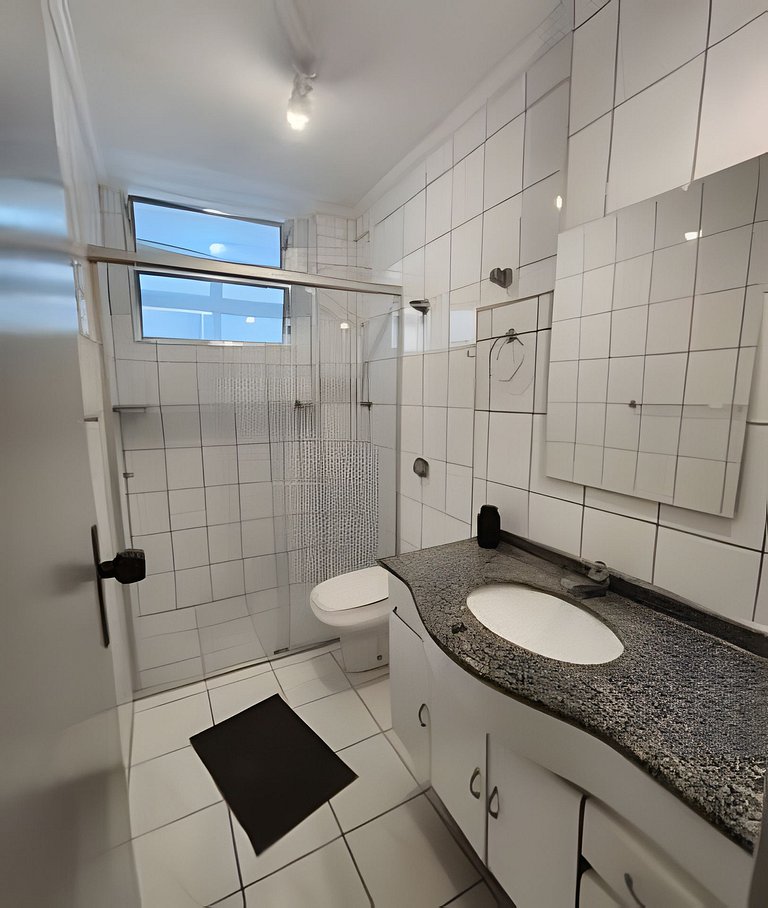 Apto a metros da praia – Boqueirão – Santos