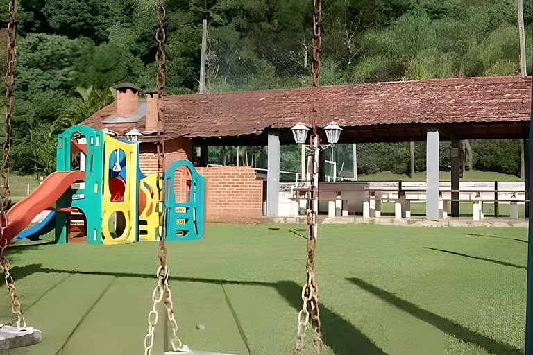 Flat no Condomínio Cavalinho Branco, Águas de Lindóia